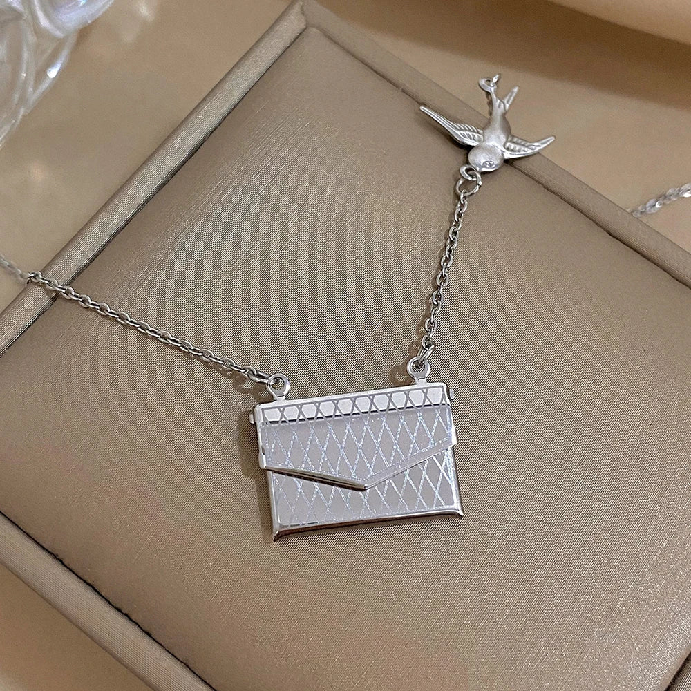 Envelope Locket Necklace Chain Necklaces Engraved Love Letter Hidden Message Charm Locket Necklace Friendship Lover Jewelry Gift