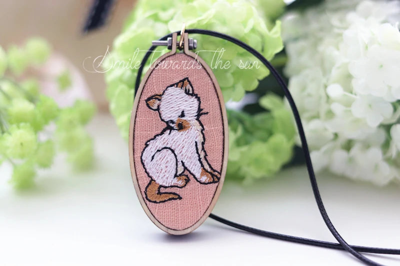 Mini Wood Embroidery Hoop Pendant Laser Cut Embroidery Frame Tiny Stitching Jewelry Hoop For Necklace Oval And Round