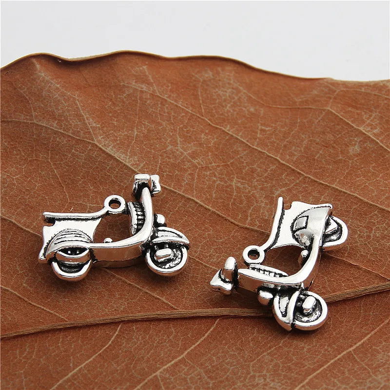 10pcs  Silver Color Mini cute Electric car drive Charms Pendant For Accessories Jewelry Supplies Diy Findings 23mmx18mm A2973