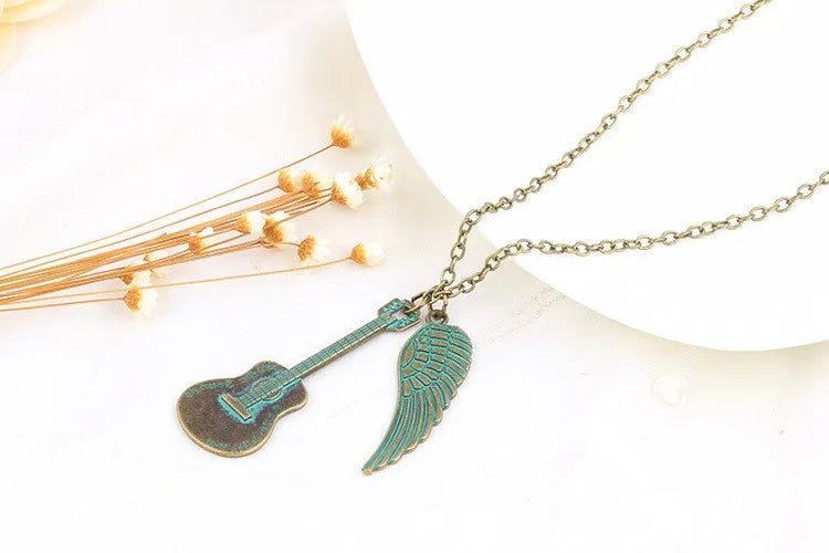 LOVE Valentine's Day Gift Green Angel Wing Guitar Necklace Women,Pendant Necklaces for Women, Sweater Neckless Jewelry Halskette