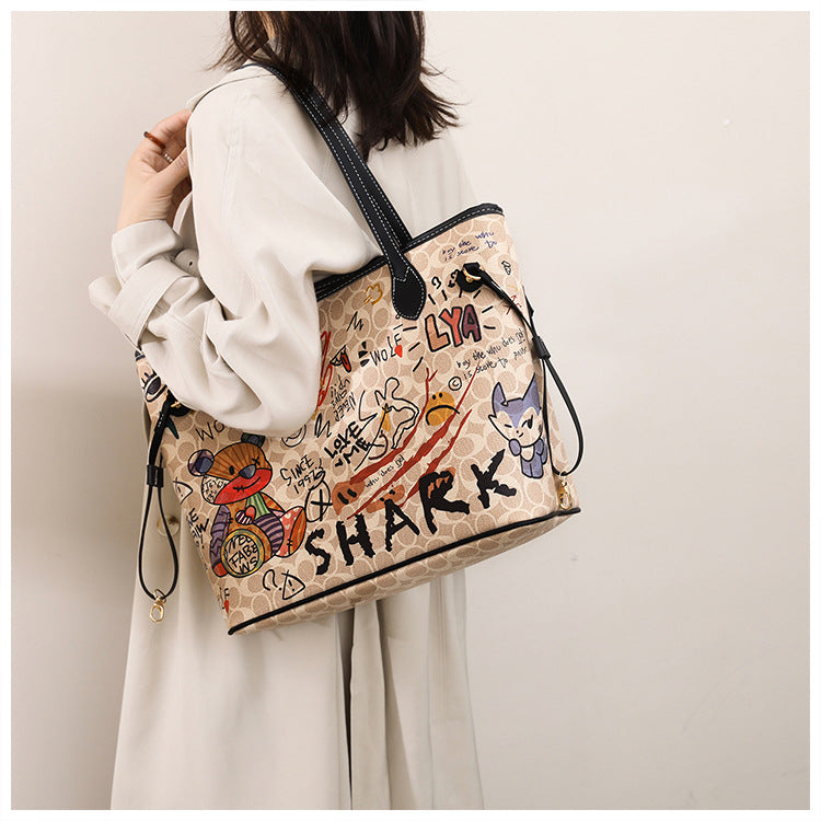 Cartoon Graffiti Women Bags 2023 Luxury Designer Bag Famous Brand Bear Print Leather Shoulder Bag Travel Tote Handbags Neverful