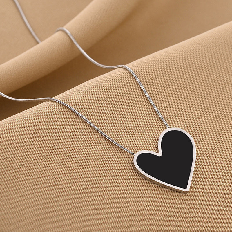 Do Not Fade White Black Shell Heart Stainless Steel Pendant Necklace for Women Luxury Korean Fashion Aesthetic Chains Necklaces