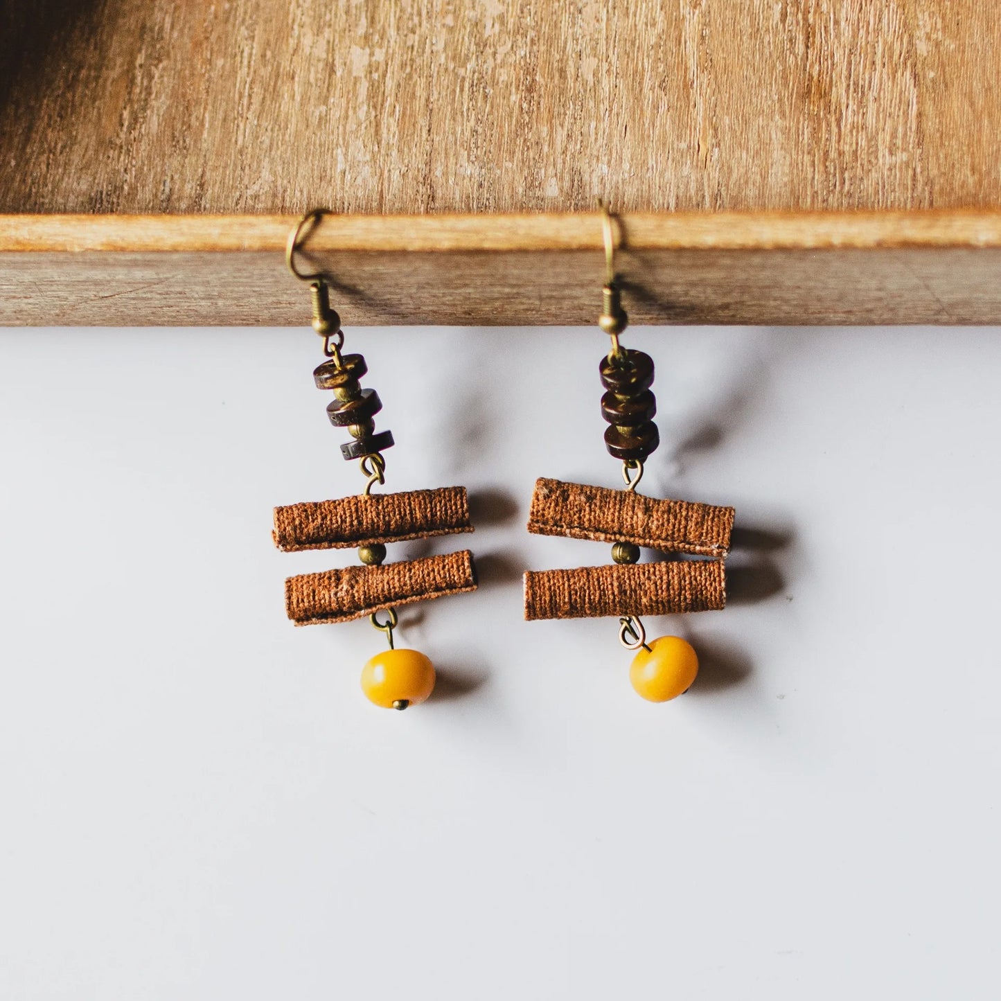 New Chinese handmade jewelry grass and wood dyed earrings niche design ethnic style Chinese style temperament premium feeling