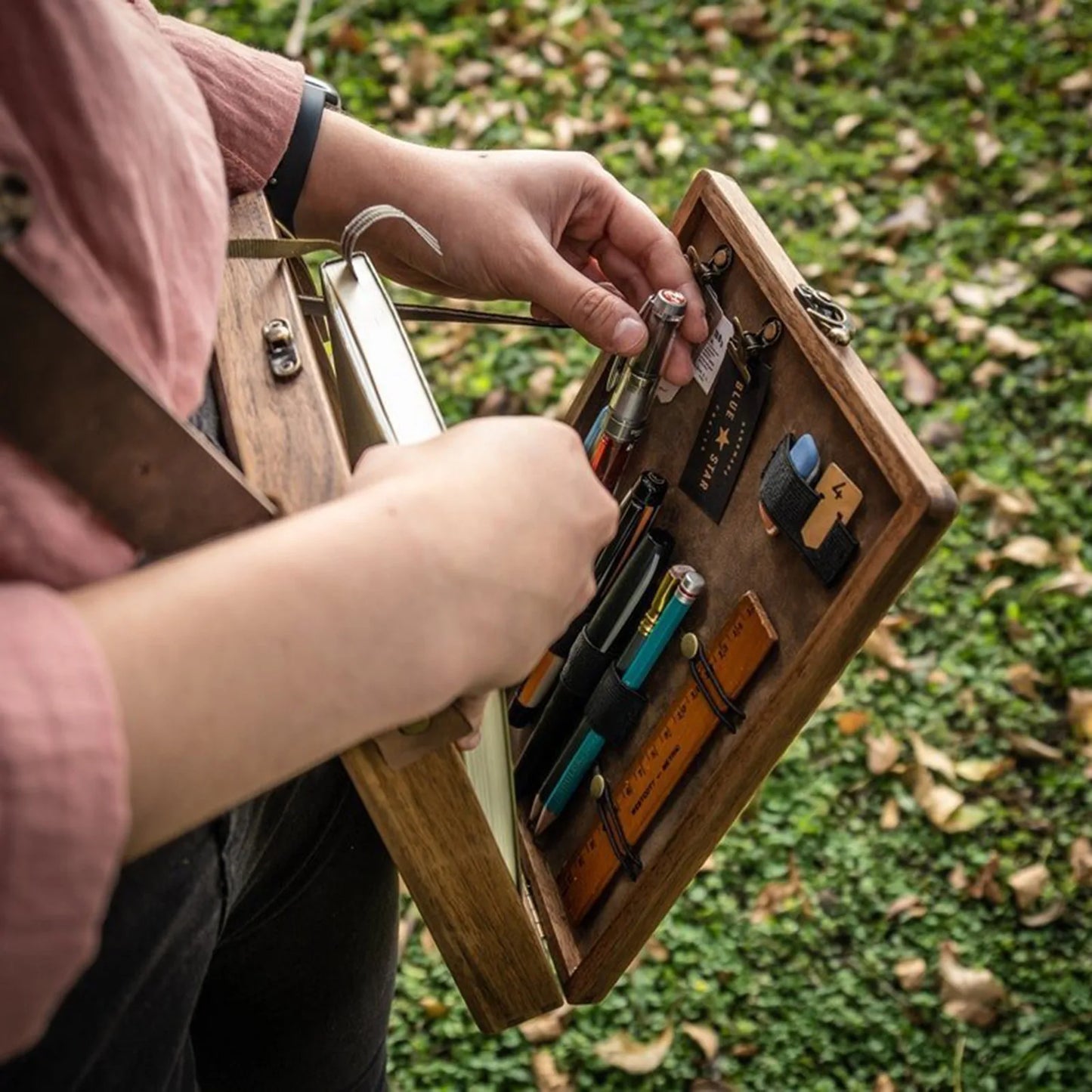 Writers Messenger Wood Box Multifunctional Artist Tool And Brush Storage Box Retro Wooden Handmade Portable Crossbody Brifcase