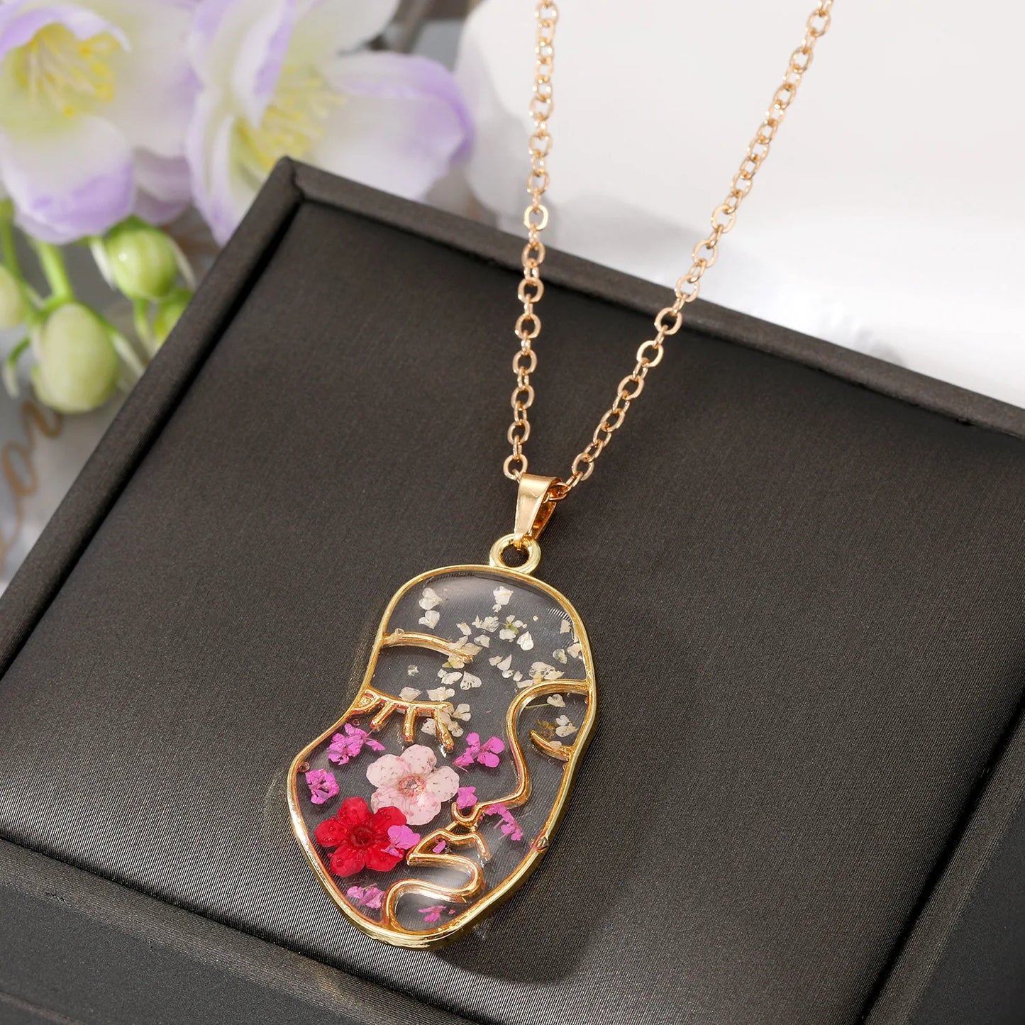 Makersland Fashion Face Necklace For Women Dried Flowers Pendant Jewelry Female Charms Vintage Aesthetic Luxury Girl Necklaces