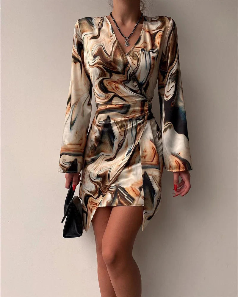 Women's Autumn New Long Sleeved Fashionable Printed Pleated Dress Sexy V-neck Irregular Casual Short Dress For Women