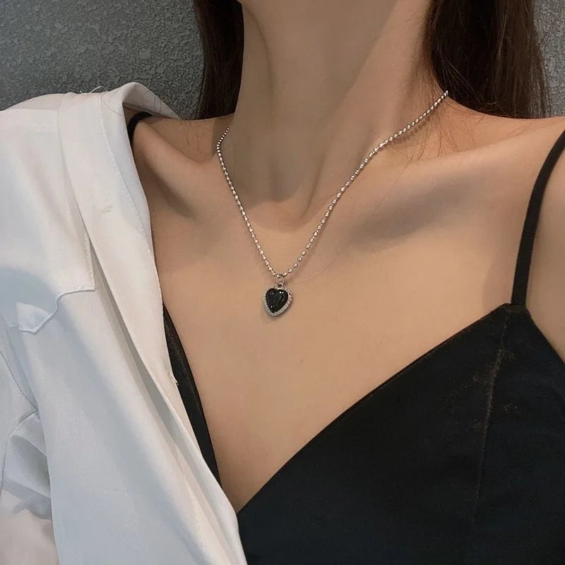 Gothic Heart Love Pendant Necklace for Women 2022 Korean Fashion Vintage Party Jewelry Birthday Gift Kpop One Piece Chain Choker