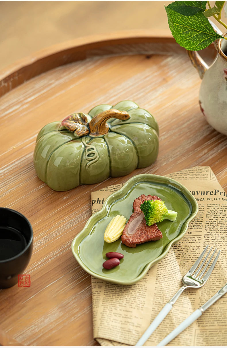 Cute and Novel Pumpkin with Lid Ceramic Dining Plate Snack Plate Kitchen Utensils Restaurant Utensils New Year's Festival Gifts