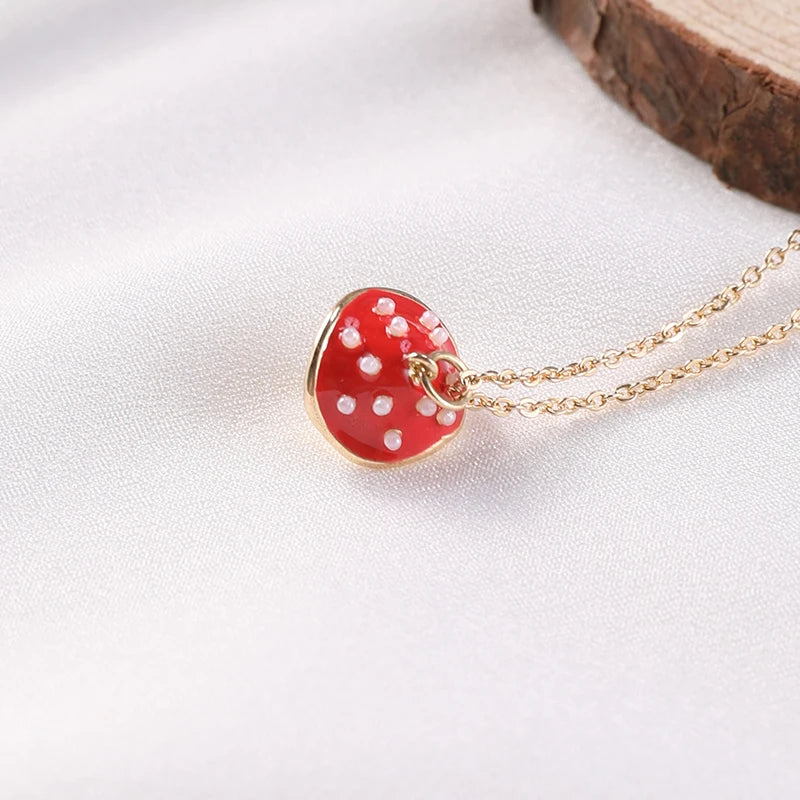 Makersland Unique Mushroom Necklace For Women Cute Mushroom Pendant Jewelry Gifts Fashion Chain Necklaces For Girls Wholesale