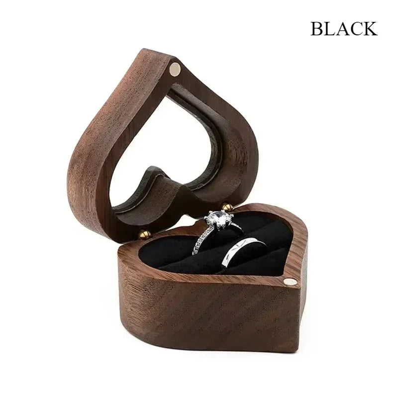 1PCS Free Engraving Custom Love Heart Shaped Walnut Wood Ring Box for Wedding Ceremony Jewelry Box Storage Proposal Wedding Gift