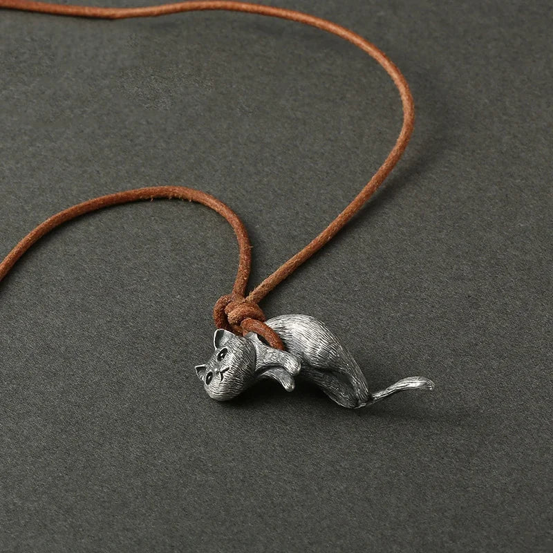 Vintage Creative Cat Pendant Necklace Men and Women Punk Adjustable Leather Strap Necklace Personalized Jewelry Accessories