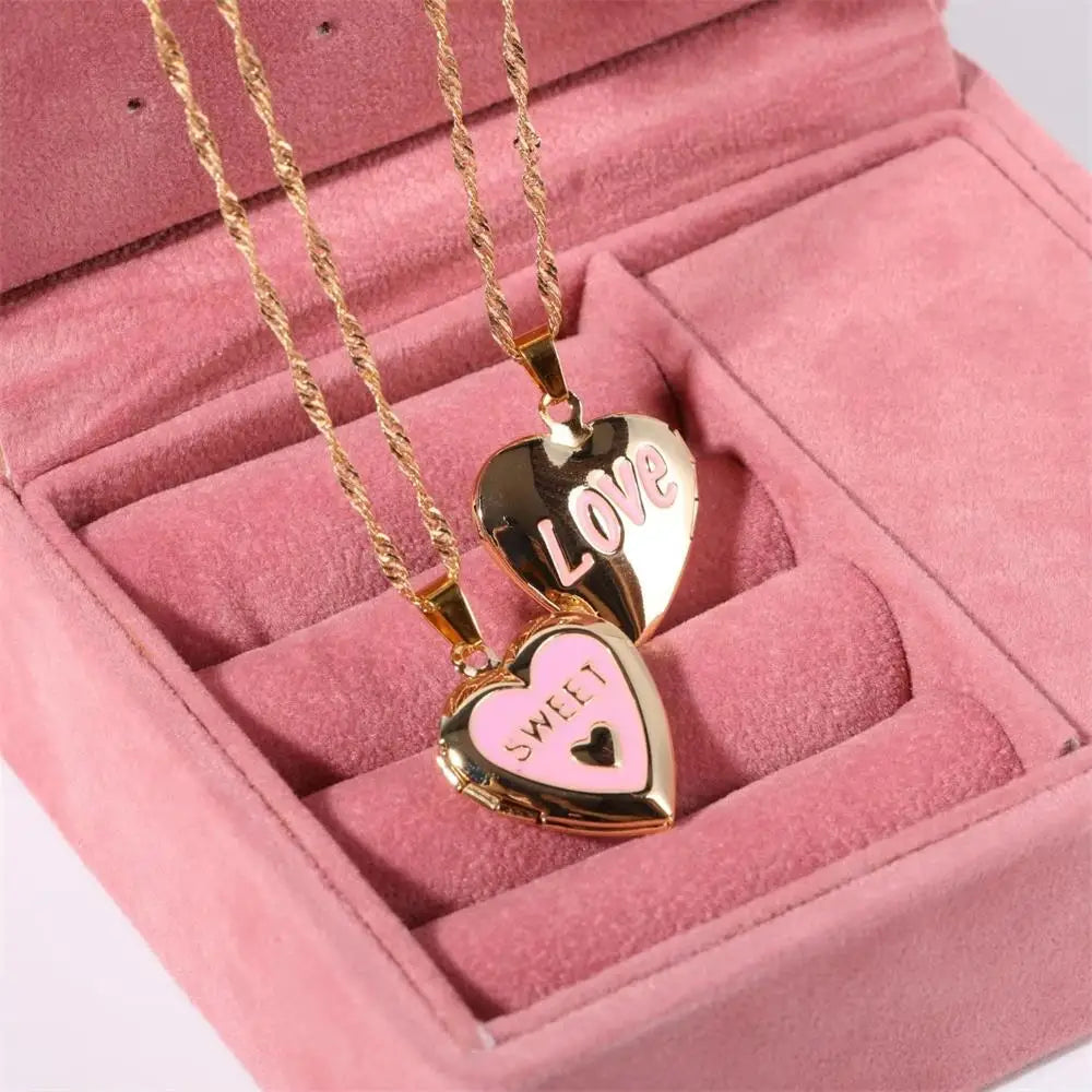 Creative Stainless Steel Openable Photo Frame Album Lock Pendant Necklace White Shell Butterfly Angel Choker Jewelry Family Gift