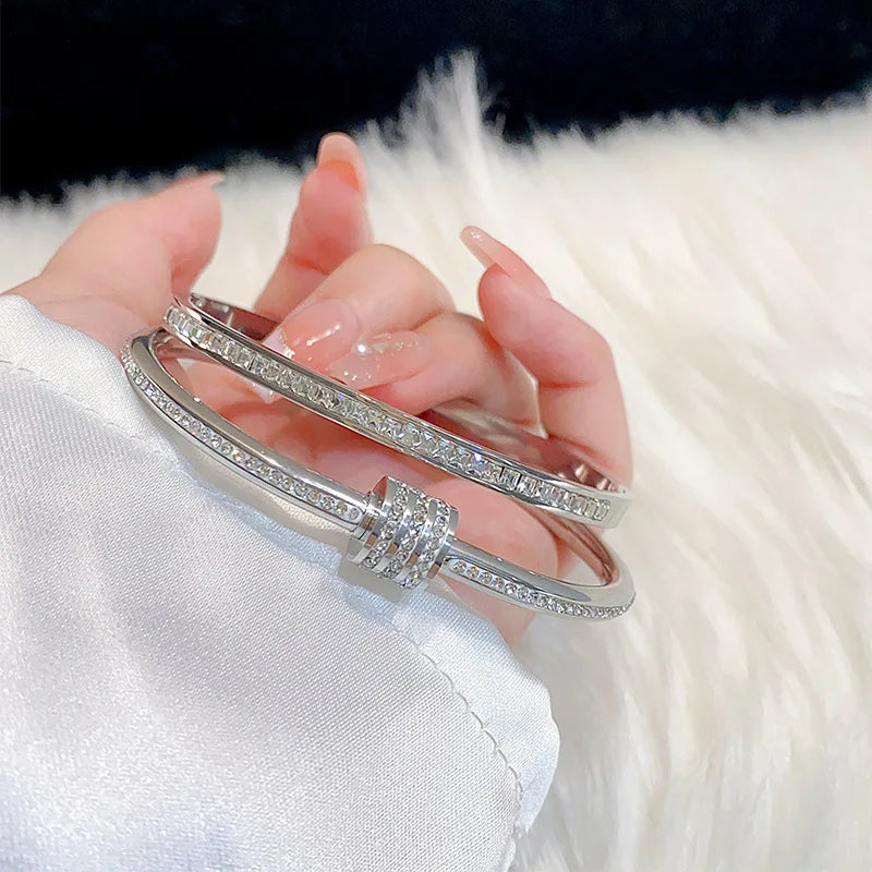 Punk Gold /Silver Color Stainless Steel Colorfast Horseshoe Buckle Bracelet for Women Fashion Light Luxury Jewelry Wholesale