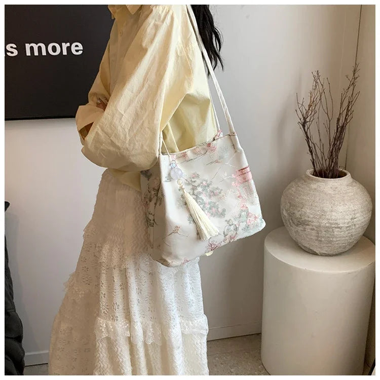 Exquisite Retro Embroidery Shoulder Bags High Quality Sense of Luxury Unique Design Tote Bags for Women 2024 Hot Chinese Style