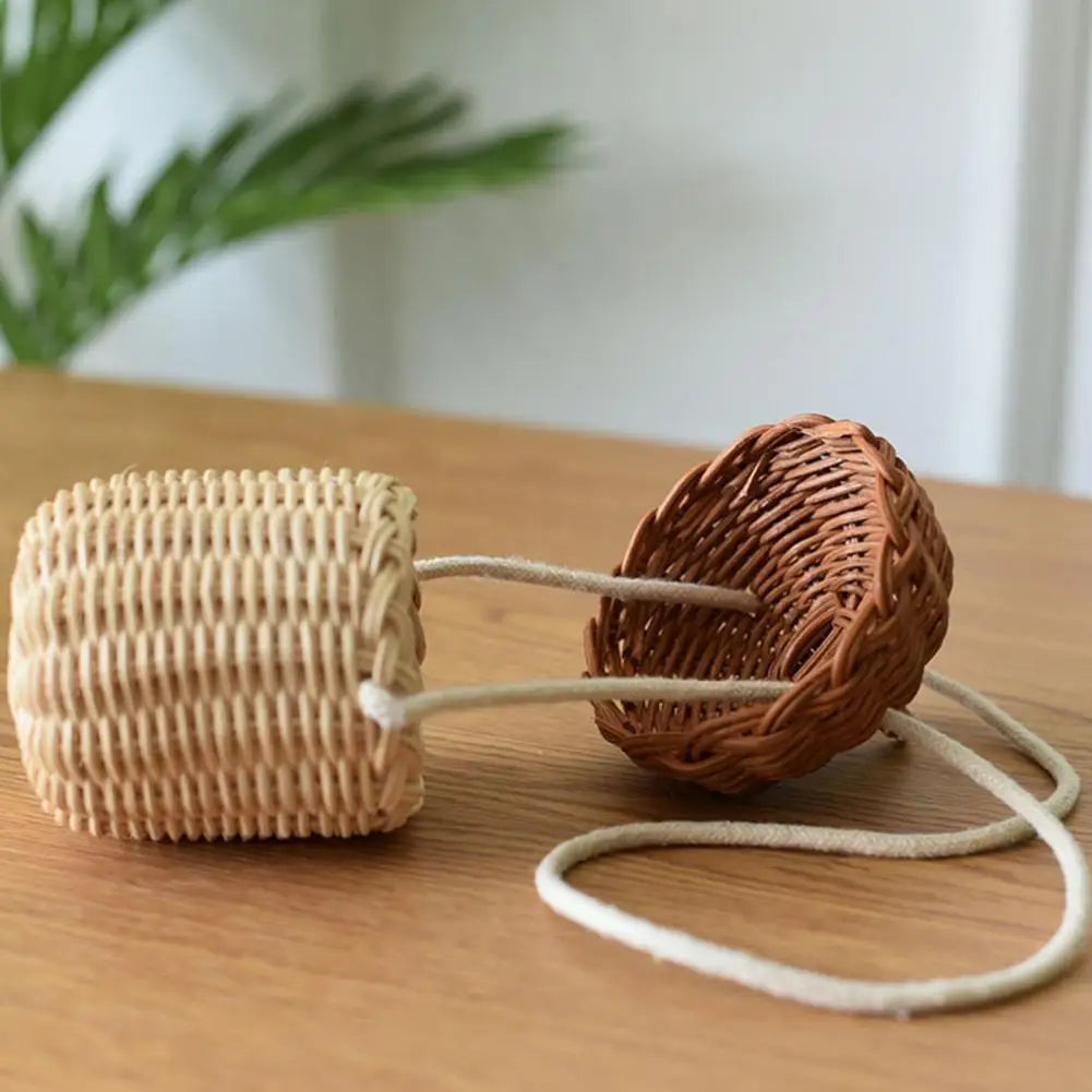 Straw Bag Mini Pine Cone Rattan Straw Handbags Diagonal Woven Bag Bamboo Cute Hanging Basket Pine Cone Backpack For Children