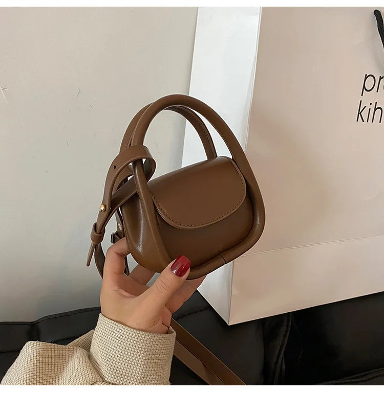 New Fashion Designer Mini Shoulder Bags Solid Color Black Brown Pu Leather Cross Body Bags Earphone Lipstick Small Storage Bags