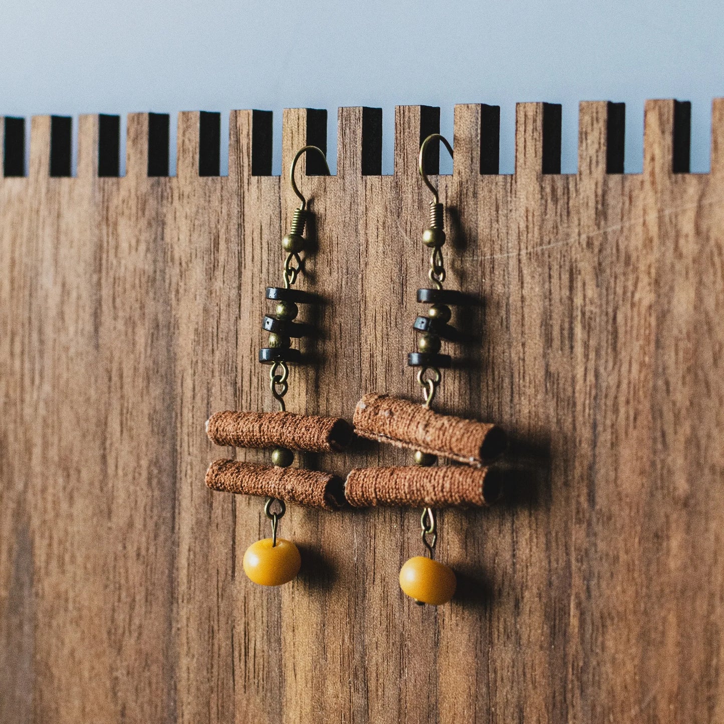 New Chinese handmade jewelry grass and wood dyed earrings niche design ethnic style Chinese style temperament premium feeling