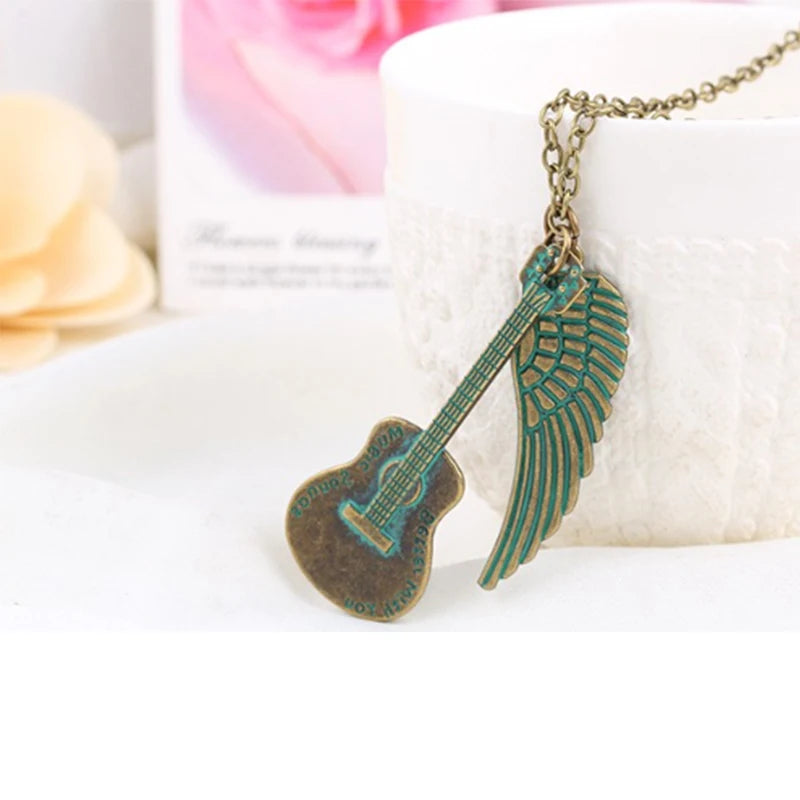 LOVE Valentine's Day Gift Green Angel Wing Guitar Necklace Women,Pendant Necklaces for Women, Sweater Neckless Jewelry Halskette