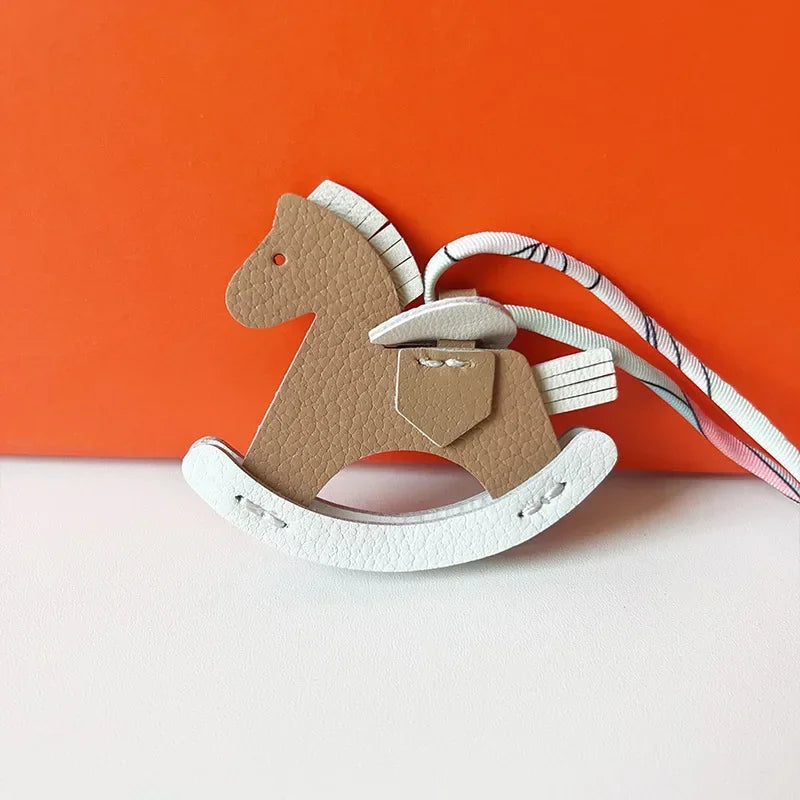 New Design Leather Rocking Horse Pendant Phone Charms Colorful Luxury Girl Woman Bag Keychains Lanyard for Keys Smartphone Strap