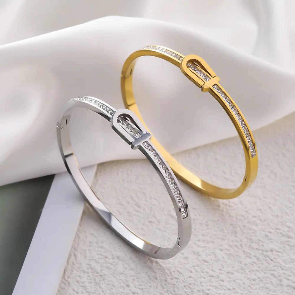 Punk Gold /Silver Color Stainless Steel Colorfast Horseshoe Buckle Bracelet for Women Fashion Light Luxury Jewelry Wholesale