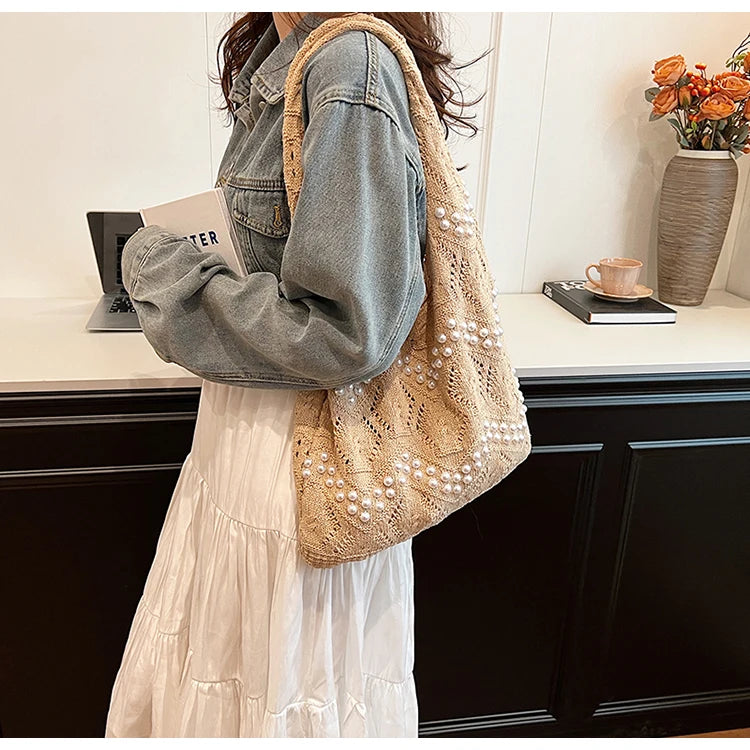 Hollow Out Large Capacity Knitting Shoulder Bags Pearl Unique Design Grace Sense of Luxury Hand Bags for Women 2024 Casual Tote