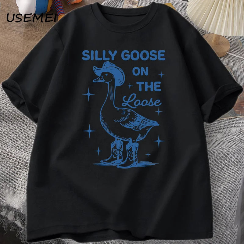 Silly Goose on The Loose T Shirts for Men Women Funny Cowgirl Western Tee Shirt 90s Fashion Round Neck Graphic T-shirt Clothes