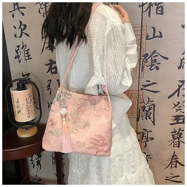 Exquisite Retro Embroidery Shoulder Bags High Quality Sense of Luxury Unique Design Tote Bags for Women 2024 Hot Chinese Style