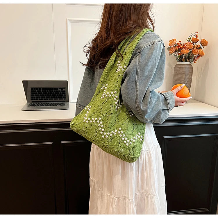 Hollow Out Large Capacity Knitting Shoulder Bags Pearl Unique Design Grace Sense of Luxury Hand Bags for Women 2024 Casual Tote