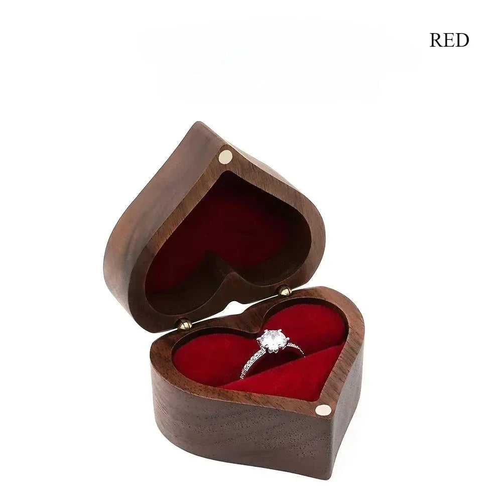 1PCS Free Engraving Custom Love Heart Shaped Walnut Wood Ring Box for Wedding Ceremony Jewelry Box Storage Proposal Wedding Gift