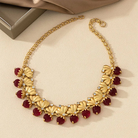 To Reins Vintage Red Stone Necklace Women Gold Diamond Ladies Septum Female Clavicle Chain Luxury Jewelry Fashion Birthday Gift