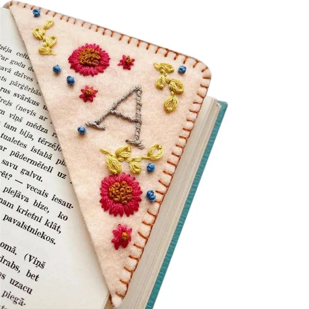 Embroidery Page Corner Bookmark Gift for Book Lovers Maid of Honor Gift Book Accessories Spring Summer Autumn And Winter