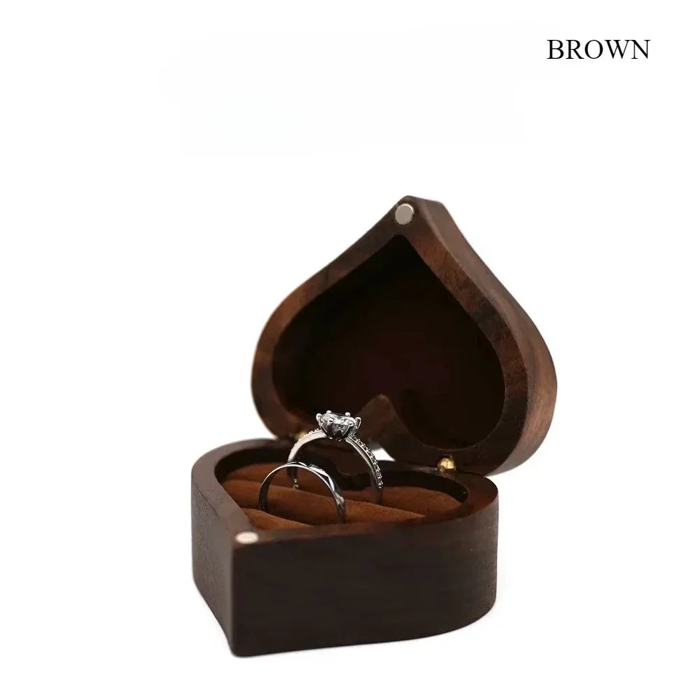 1PCS Free Engraving Custom Love Heart Shaped Walnut Wood Ring Box for Wedding Ceremony Jewelry Box Storage Proposal Wedding Gift