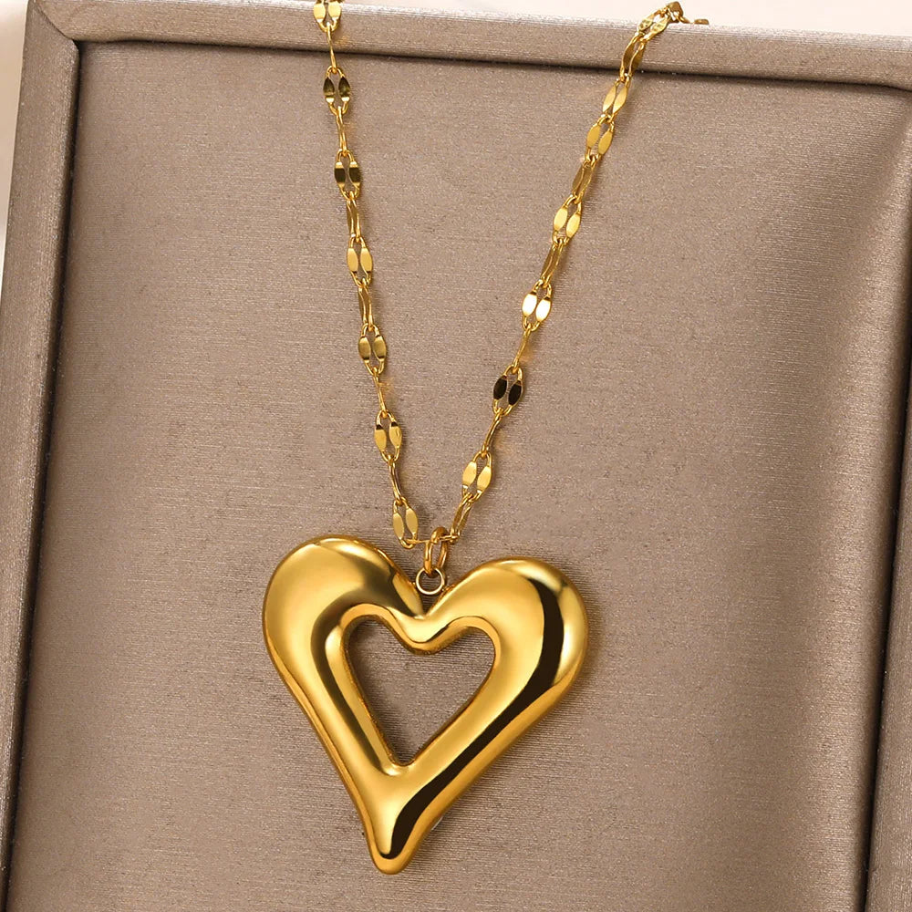 Punk Gold Color Heart Pendant Necklace for Women Stainless Steel OT Buckle Beaded Neck Chain Choker Y2K Jewelry Accessories