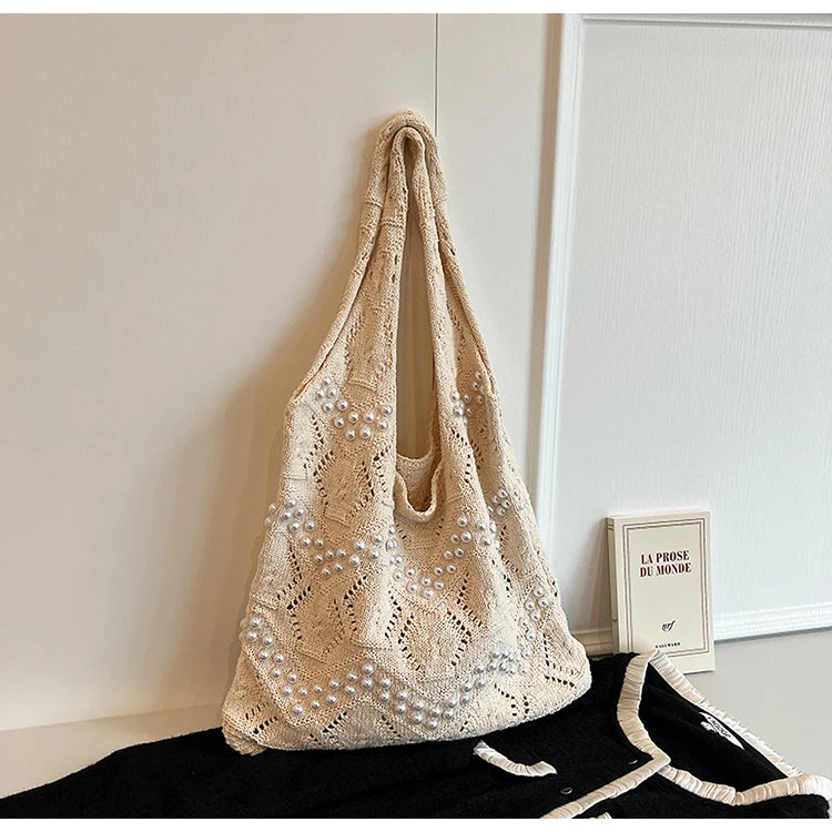 Hollow Out Large Capacity Knitting Shoulder Bags Pearl Unique Design Grace Sense of Luxury Hand Bags for Women 2024 Casual Tote