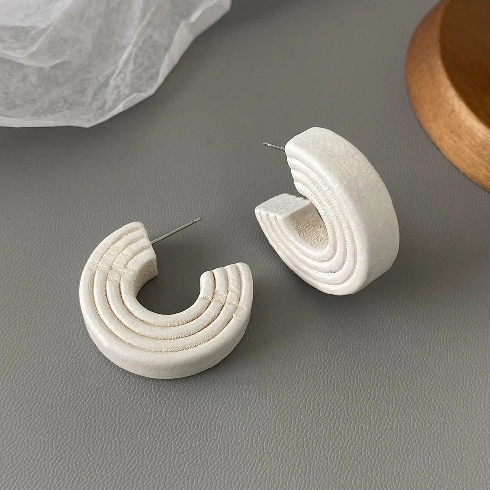 AENSOA Handmade White Rattan Knit Braided Tassel Earrings for Women Geometric Wooden Polymer Clay Leaf Drop Earrings Jewelry