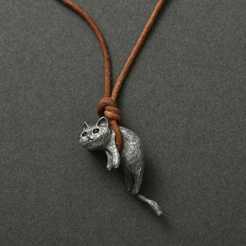 Vintage Creative Cat Pendant Necklace Men and Women Punk Adjustable Leather Strap Necklace Personalized Jewelry Accessories