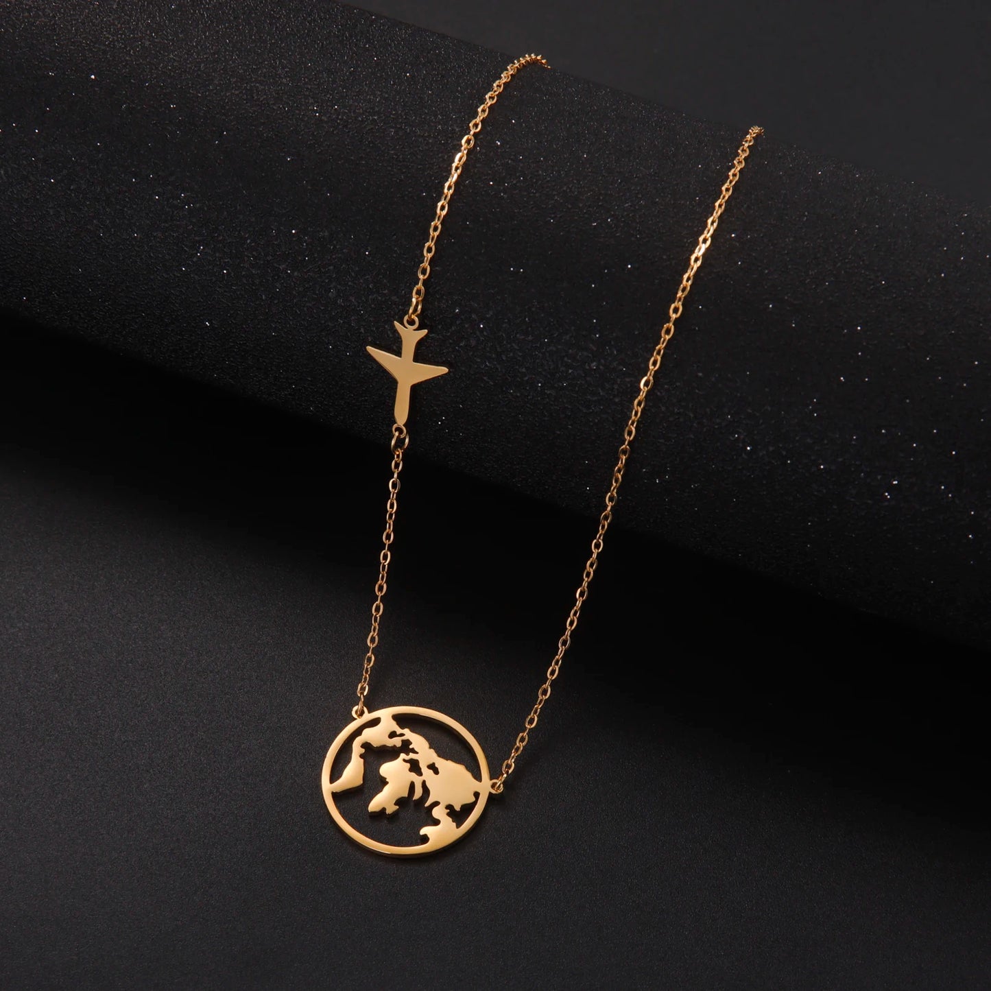 Skyrim Airplane Globe World Map Pendant Necklace Women Stainless Steel Gold Color Clavicle Chain Traveler Jewelry Birthday Gift