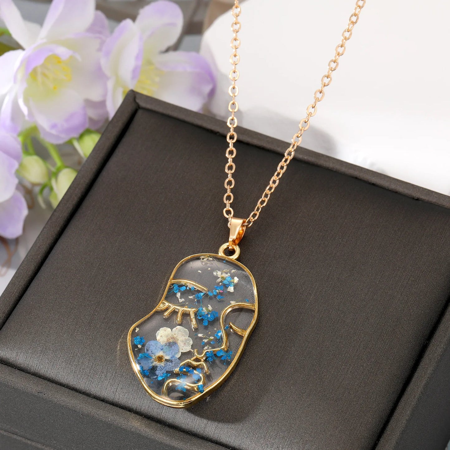 Makersland Fashion Face Necklace For Women Dried Flowers Pendant Jewelry Female Charms Vintage Aesthetic Luxury Girl Necklaces