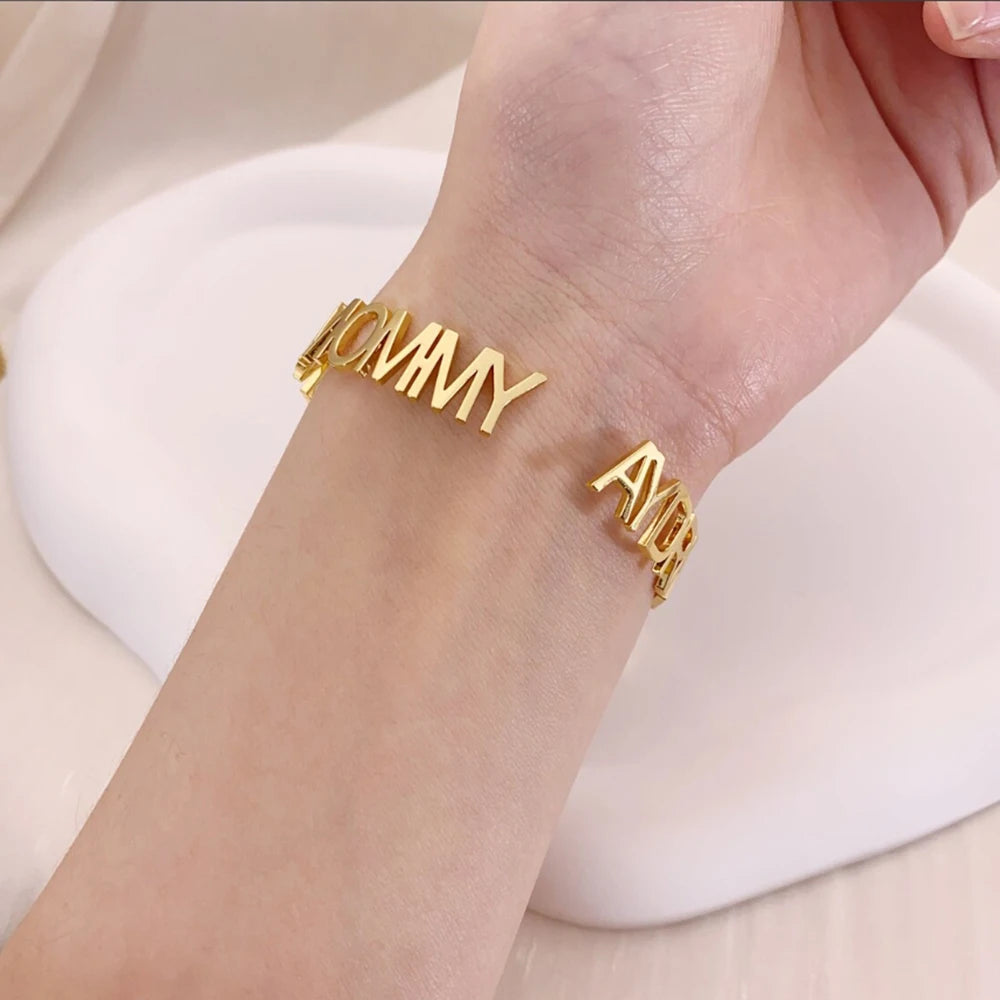 Customized Name Bracelet Letter Bracelet Personalized Bracelet Exquisite Name Bracelet Initial Bracelet Jewelry Gift for Mom