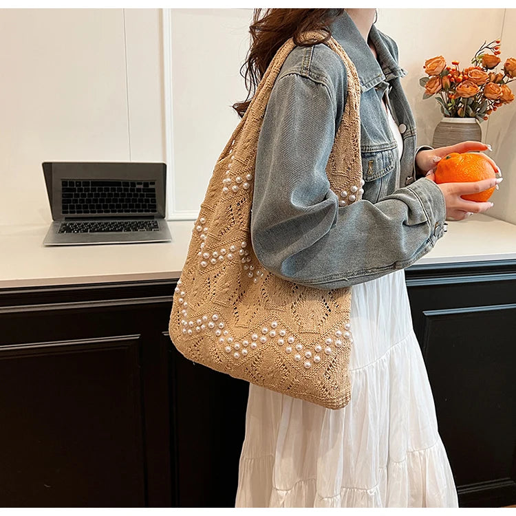 Hollow Out Large Capacity Knitting Shoulder Bags Pearl Unique Design Grace Sense of Luxury Hand Bags for Women 2024 Casual Tote