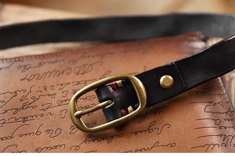 Retro Narrow Genuine Leather Women's Belt Pure Copper Button Western Cowboy Style Versatile Jeans Belt Fashion Luxury Women Belt