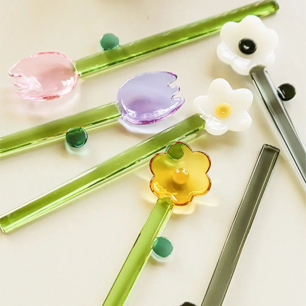 Long handle Glass Spoon Creative Transparent Glass Dessert Spoon Flower Shaped Colored Coffee Stirring Spoon Stick Bar