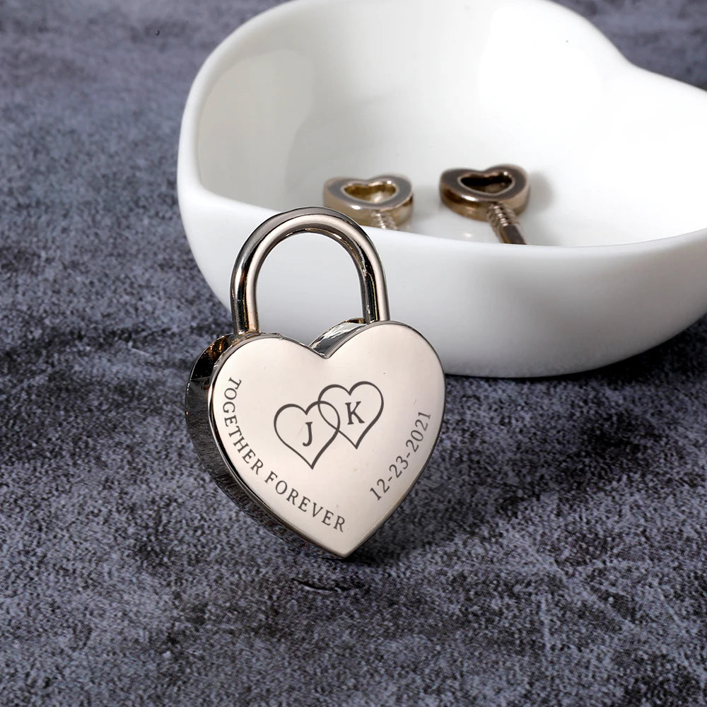 Customized Initials Padlock Key Valentine's Day Love Lock Personalized Couple Keychain Key and Lock Fashion Jewelry Couple Gifts Valentines Gift