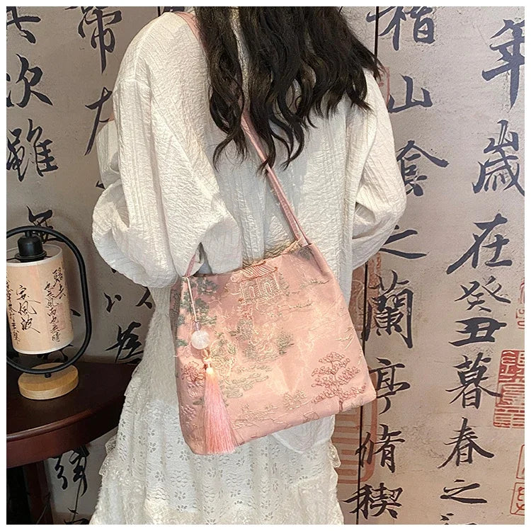 Exquisite Retro Embroidery Shoulder Bags High Quality Sense of Luxury Unique Design Tote Bags for Women 2024 Hot Chinese Style