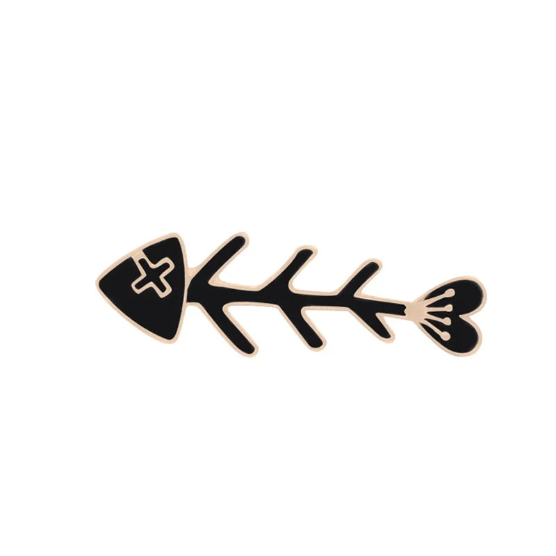 Cute Black White Cats Enamel Pins Dried Fish Bag Brooch Cartoon Animal Badges Denim Lapel Pin Jewelry Gift for Kids Best Friends