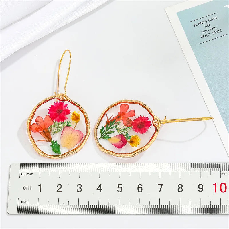 Unique Dried Flower Earrings Women Fashion Colorful Real Floral Earrings Creative Resin Epoxy Immortal Flower Earrings Jewelry