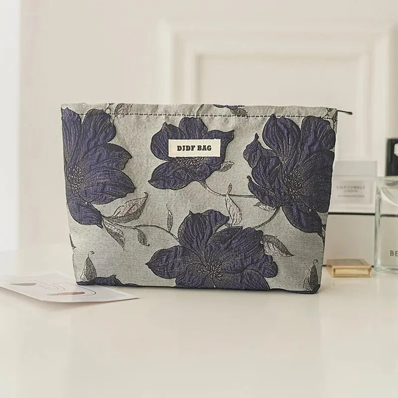 Women's Makeup Bag Color Floral Canvas Large Capacity Lipstick Air Cushion Storage Bag Commuter Handy Bag Travel Toiletry Bag